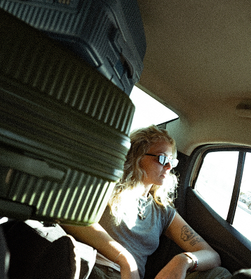 BLU_MOONKY_walizka_Altair